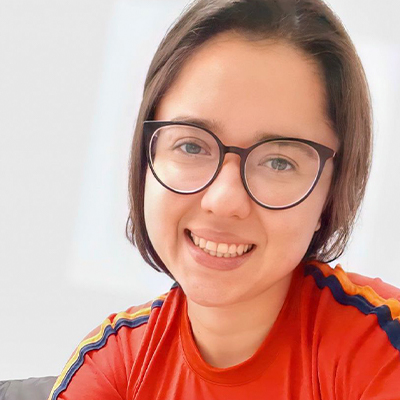 Instrutora Bruna-de-Sousa-Frazão-de-Almeida-